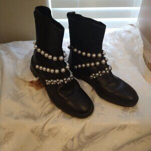 Zara Black boots with faux pearls